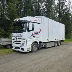 Mercedes-Benz Actros 2545 - Ekeri 18 paller