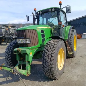 John Deere 6630 
