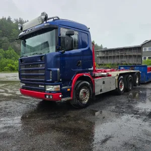 Scania 164G 580 - 8x2 krokbil - Manuell girkasse