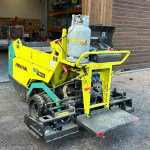 Ammann AFW 150-2 asfaltutlegger - Kun 64 timer  - Leveringsklar