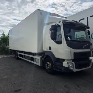 Volvo FL 250 Skapbil -  Bussbygg 18 Paller 