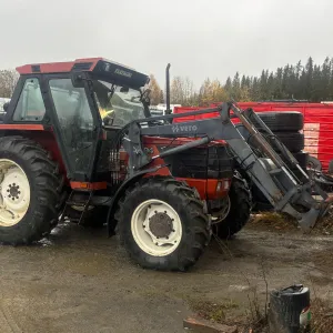 FIAT 82-94DT traktor - Frontlaster - 3 doble uttak bak - PTO -  Lav time-stand - Leveringsklar